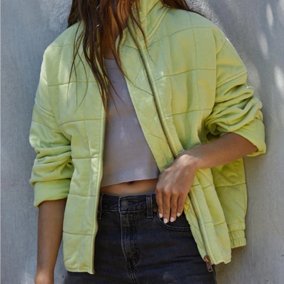 By Together It's All Good Washed Jacket Long Sleeve Quilted Knit Zip Up Sz Small - Picture 10 of 10